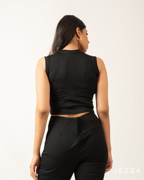 Sleek Sleeveless Stretch Crop Top 70742